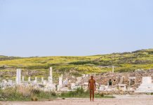 Εικαστική εγκατάσταση SIGHT του Antony Gormley στη Δήλο
